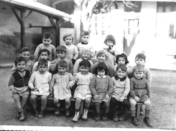 Photo de classe 1953 - Cliquez pour agrandir la photo