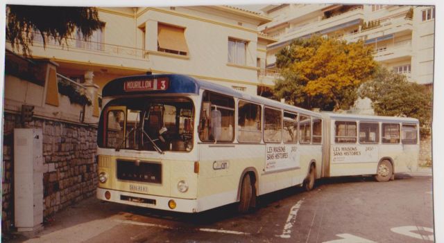 SG 220 N°206
